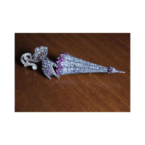 40 Karat Pırlanta İşlemeli Broş