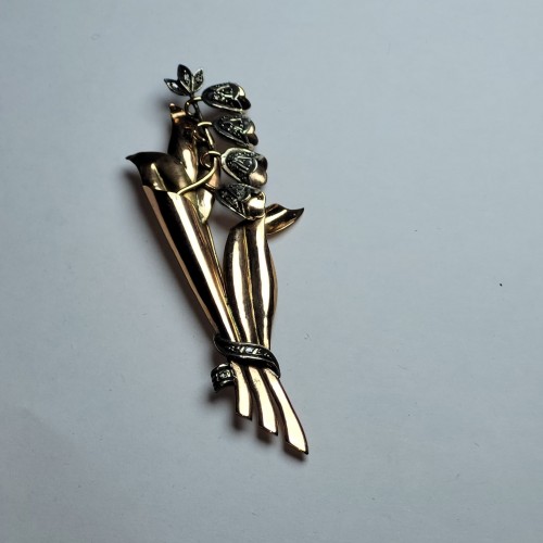 Lale Motifli Elmas Taşlı Altın Broş